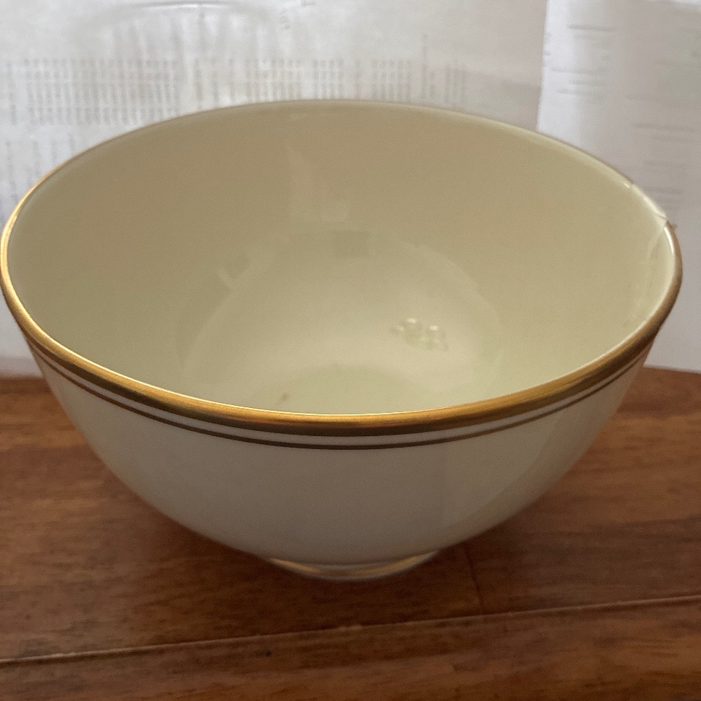 Vintage Lenox hand decorated 24k trim fruit or potpourri bowl